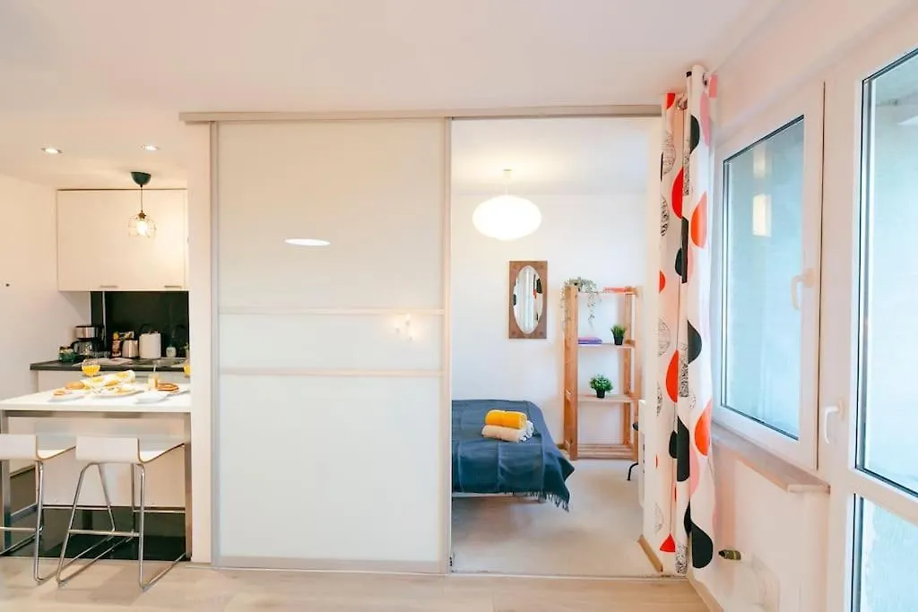 Wawaview! Studio With An Amazing View! Powisle. Warszawa 0*,  Polska