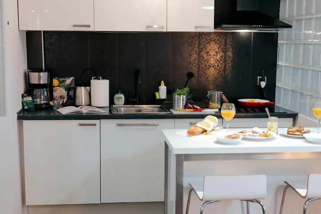 Wawaview! Studio With An Amazing View! Powisle. Warszawa